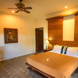 ina-inn-ubud.ubudhotelsnow.com/